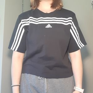 Adidas t-shirt/crop top